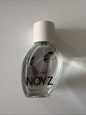 NOYZ 12:00 Perfume